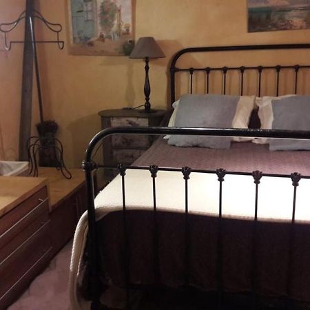 Joli Loft Dans Village Pittoresque Péret المظهر الخارجي الصورة